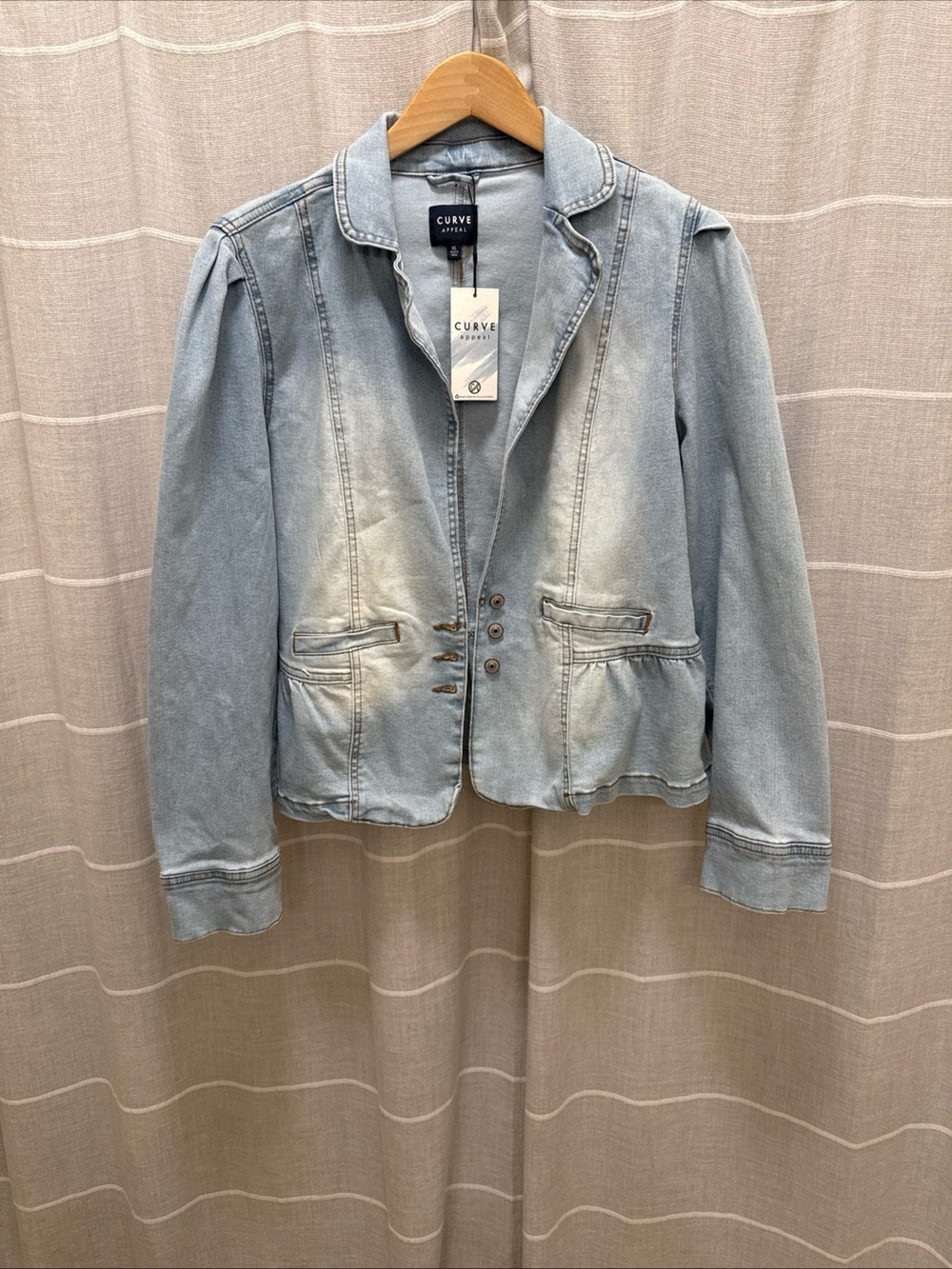 Women's Light Wash Denim Jacket